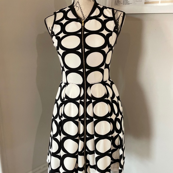 Boston Proper Fit and Flare Dress with Pockets - Picture 1 of 9